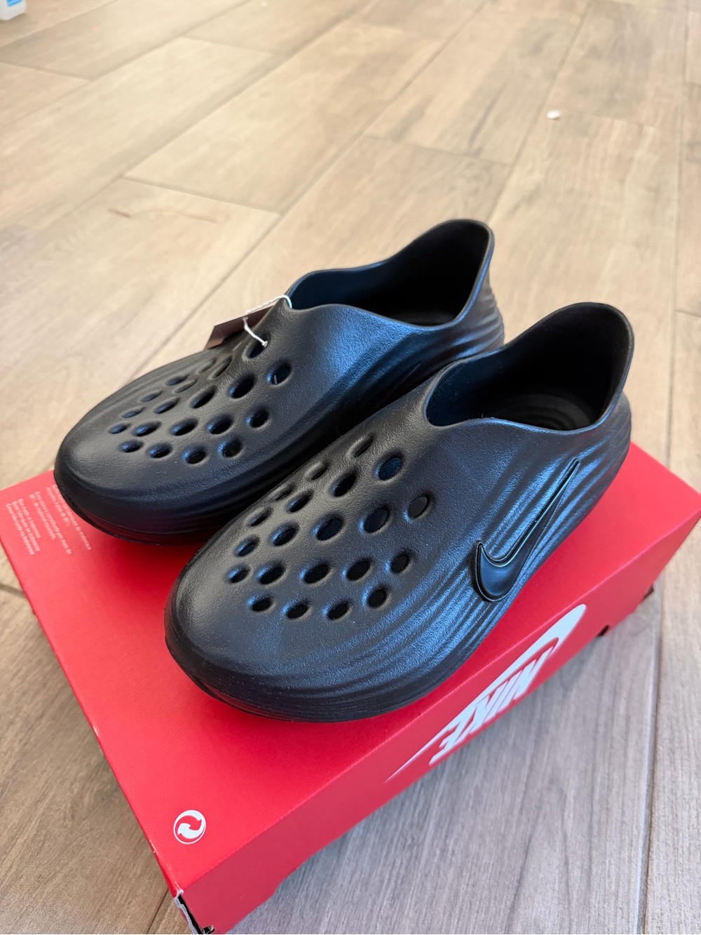 Nike ReactX Rejuven8( box without lid )